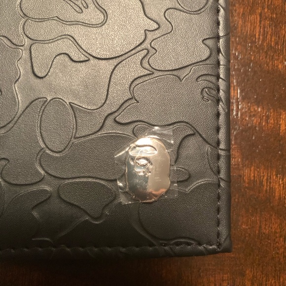 Bape A Bathing Ape Black Leather Long Wallet - Picture 4 of 5